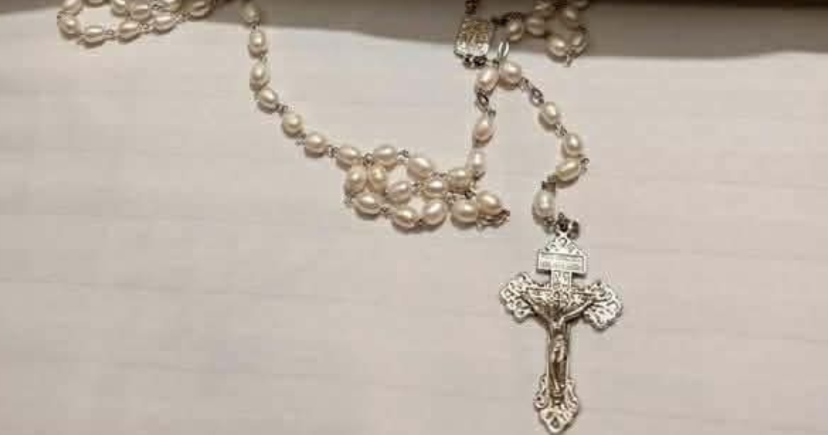 Sleeping With a Rosary Could Change Your Nights