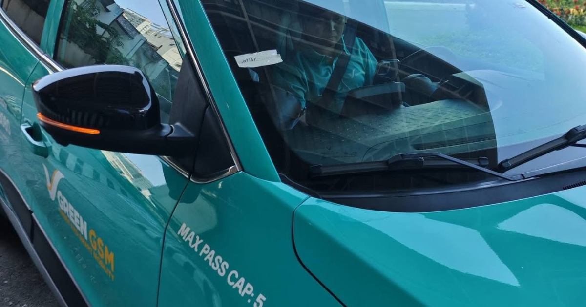 Cebu taxi operators sue LTFRB over approval of 1,000 EV taxi slots