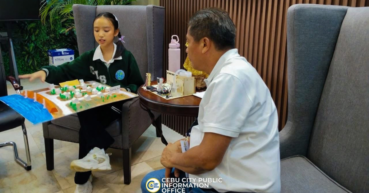 Grade 5 student presents flood control proposal to Cebu City mayor 