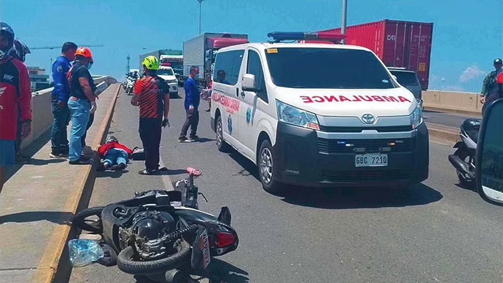 Woman Dies in Tragic Truck Collision Along Cansaga Bay Bridge