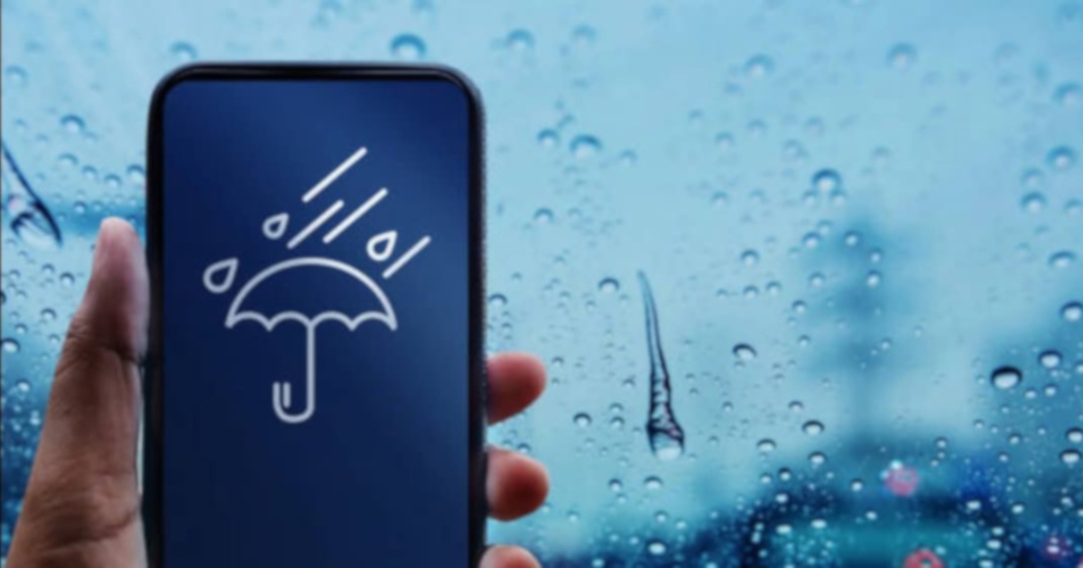 Electronics During Rainy Days: Usage Safety Tips