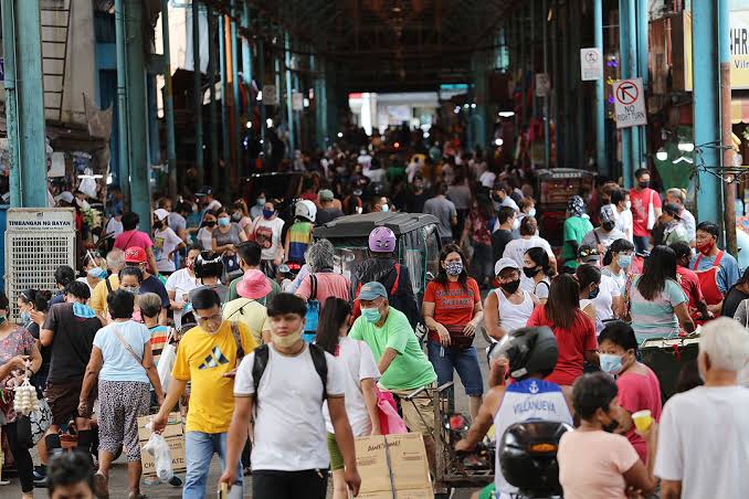 Lawmakers propose P12,000 yearly aid for minimum-wage families