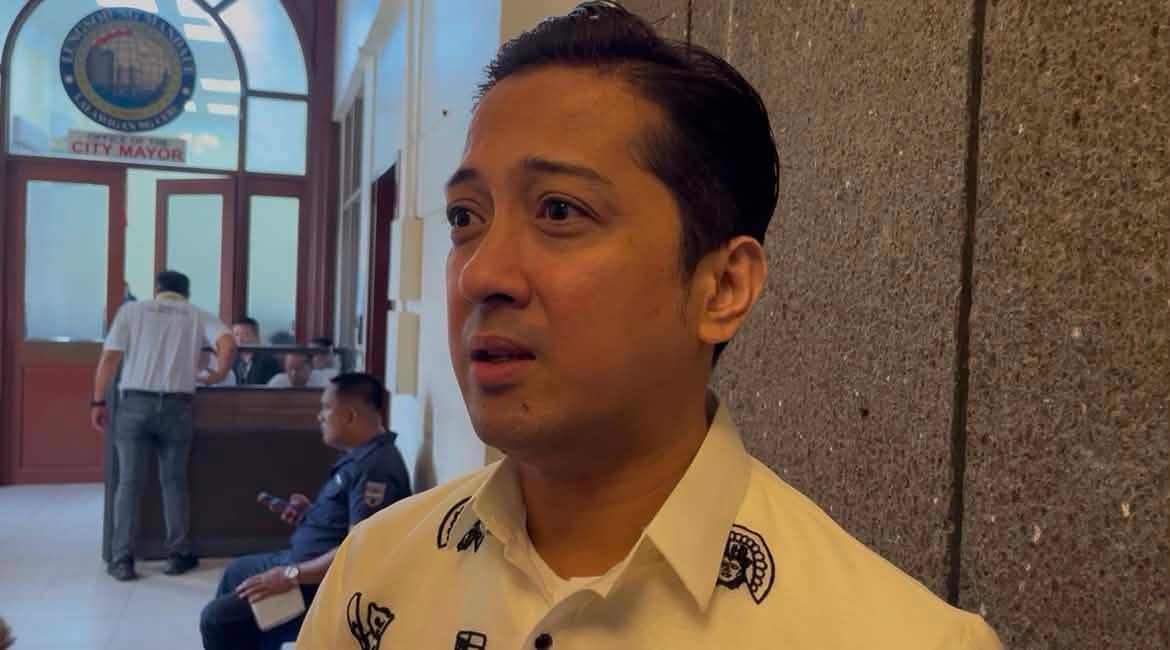Mandaue council seeks probe into anti-vax posts
