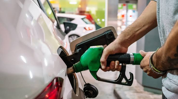 Fuel prices seen rising by up to P2.25 per liter next week