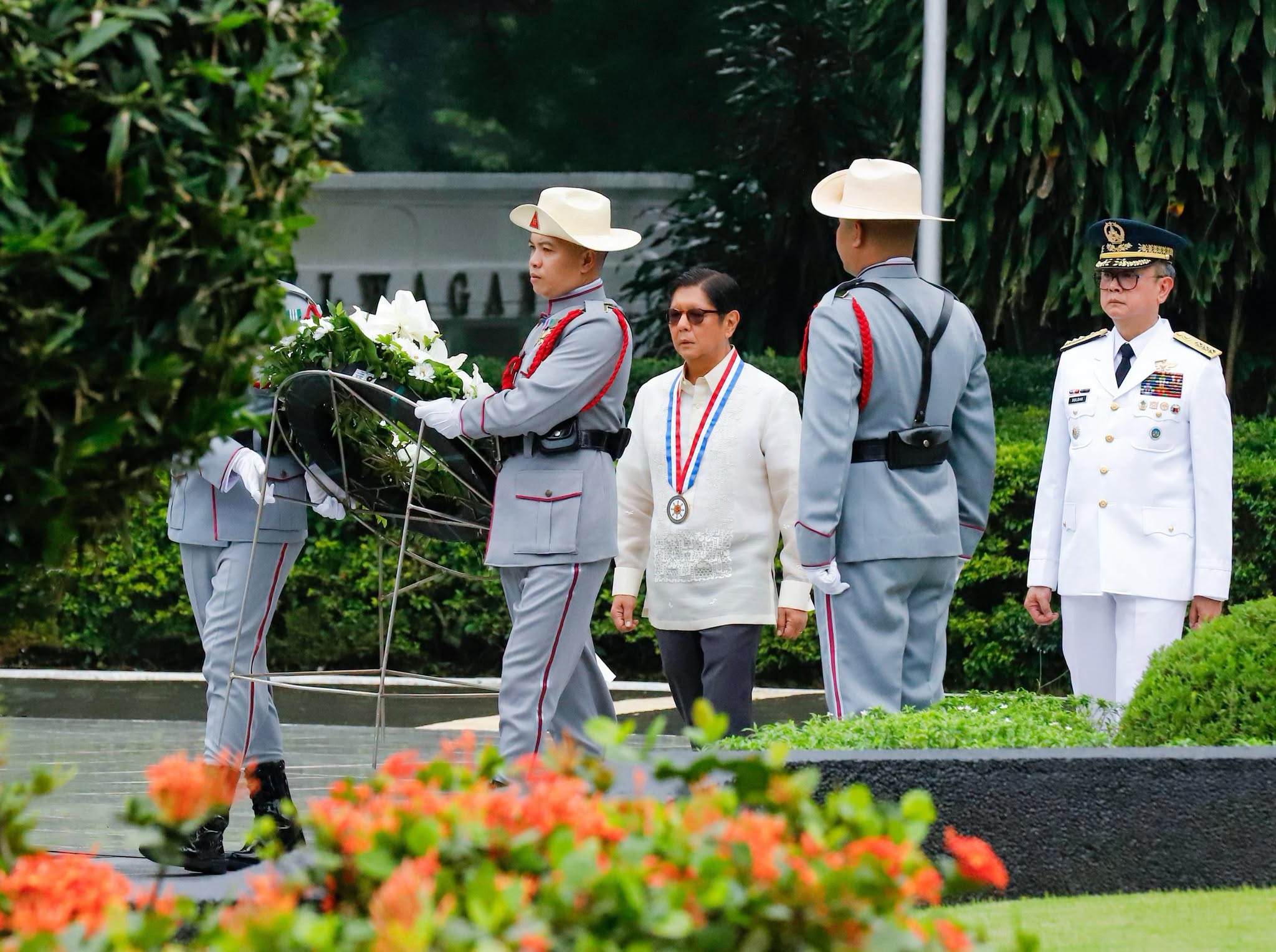 Marcos assures round-the-clock response for flood-hit communities