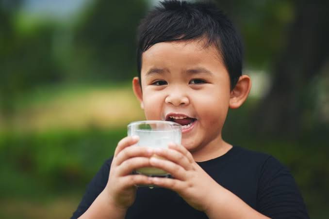 Gradual milk switch may help children adjust to new drink