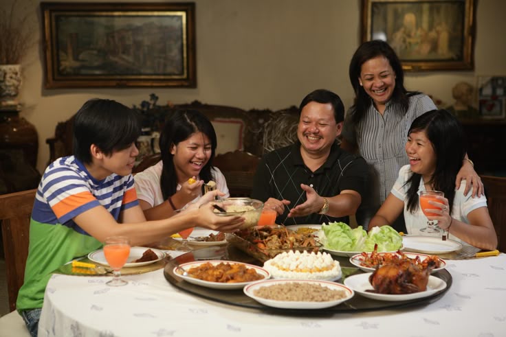 Malacañang shortens government work hours Sept. 28 for Family Week