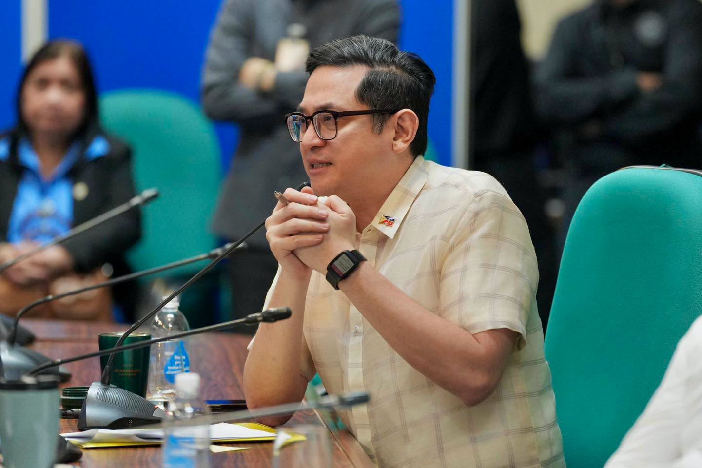 Aquino raises concern over P9.8-B cut in free higher education fund 
