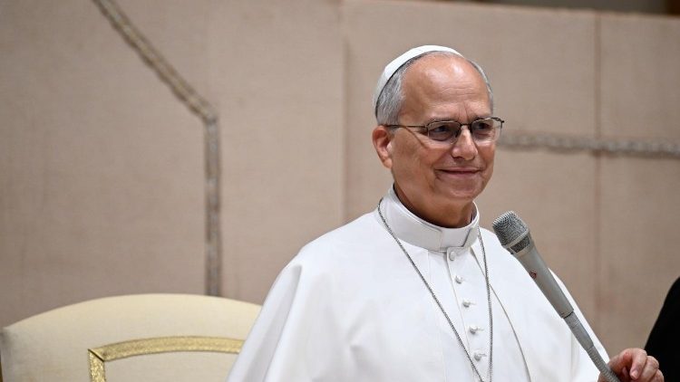 Philippine bishops urge prayers for Pope Leo XIV