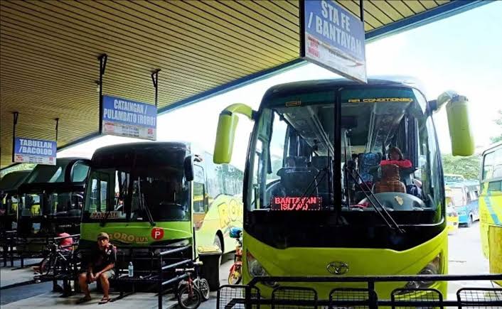 Cebu suspends terminal fees at north, south bus terminals 